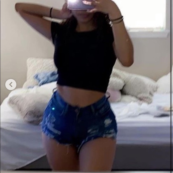 Jean shorts - Picture 2 of 2